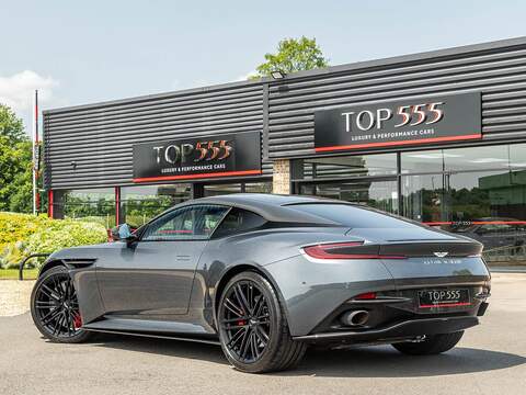 Aston Martin Db12 V8 - U5660