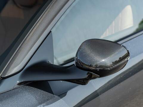 Aston Martin Db12 V8 - U5660