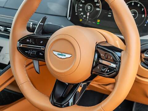 Aston Martin Db12 V8 - U5660