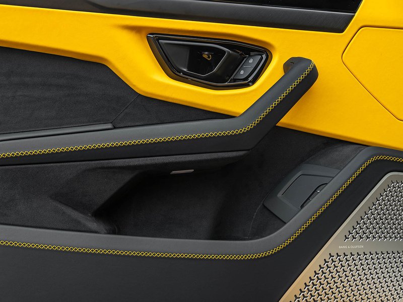 Lamborghini Urus SE  - U5668