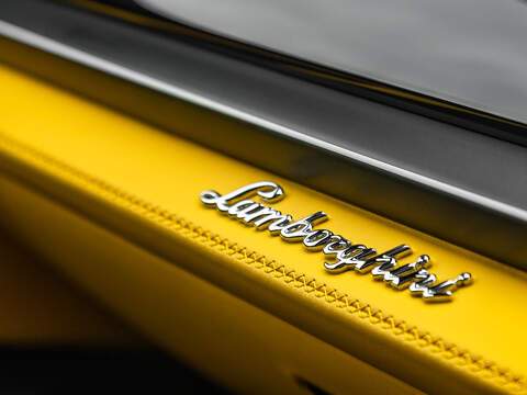 Lamborghini Urus SE  - U5668