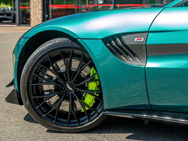 Aston Martin Vantage V8 F1 Edition - Large 8