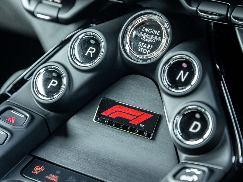 Aston Martin Vantage V8 F1 Edition - Large 26