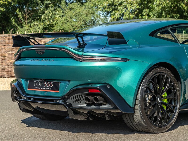 Aston Martin Vantage V8 F1 Edition - Large 49