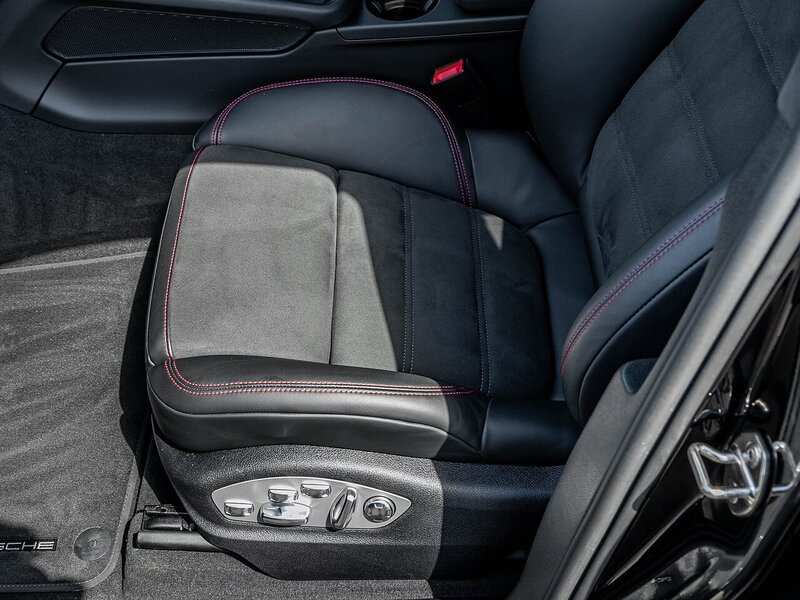 Porsche Macan GTS - Large 16