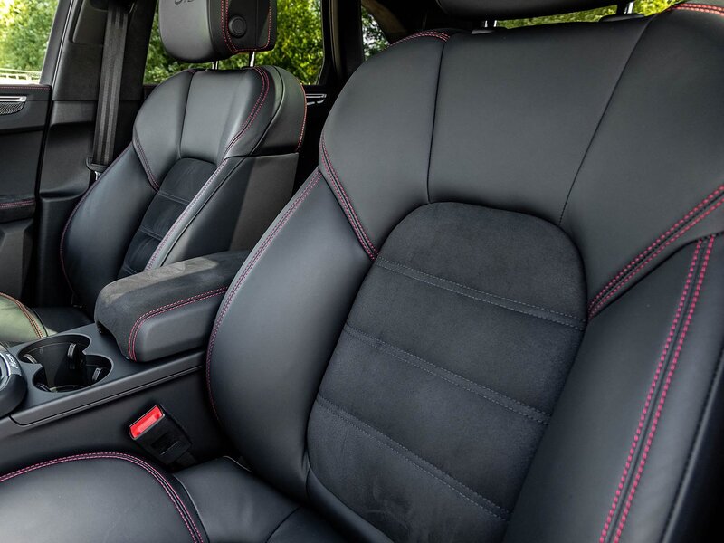 Porsche Macan GTS - Large 22