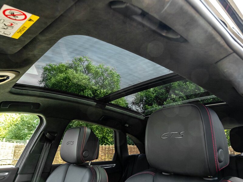 Porsche Macan GTS - Large 23