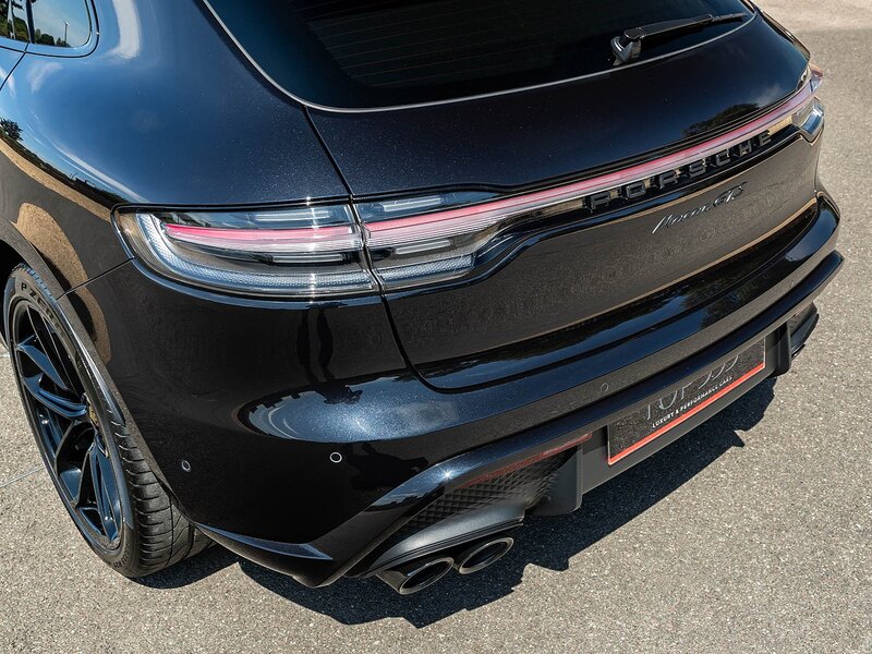 Porsche Macan GTS - Large 28