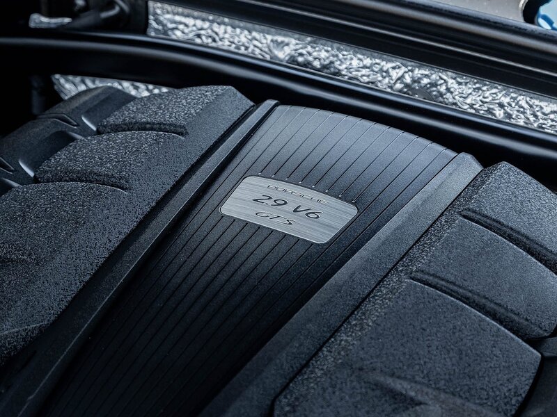 Porsche Macan GTS - Large 33