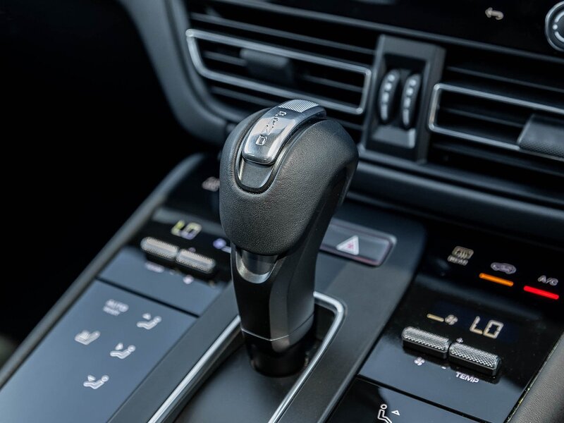Porsche Macan GTS - Large 37