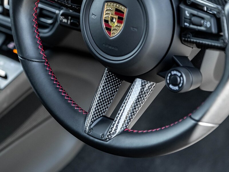Porsche Macan GTS - Large 39