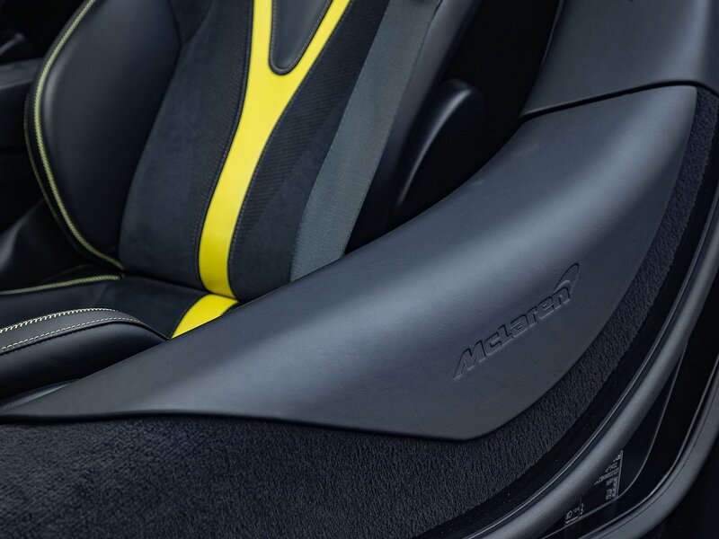Mclaren 720S - Large 23