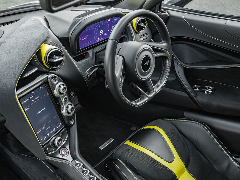 Mclaren 720S - Large 25