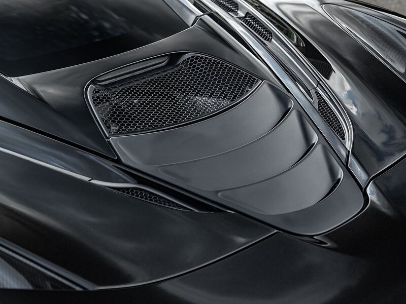Mclaren 720S - Large 27