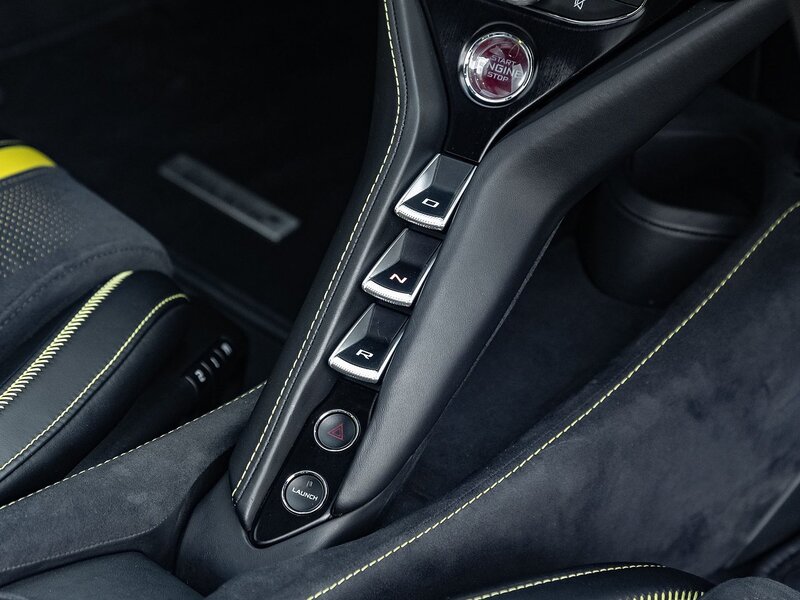 Mclaren 720S - Large 36