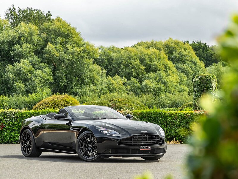 Aston Martin DB11 V8 Volante - Large 13