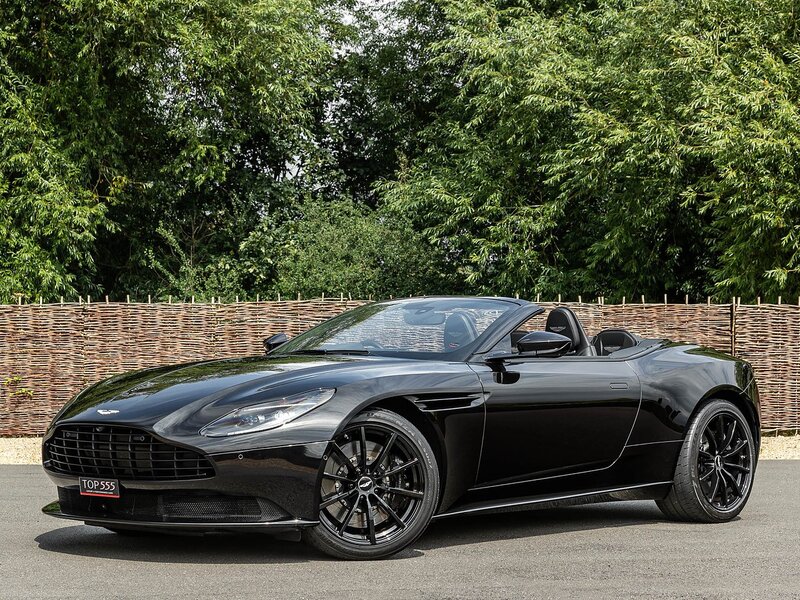 Aston Martin DB11 V8 Volante - Large 10