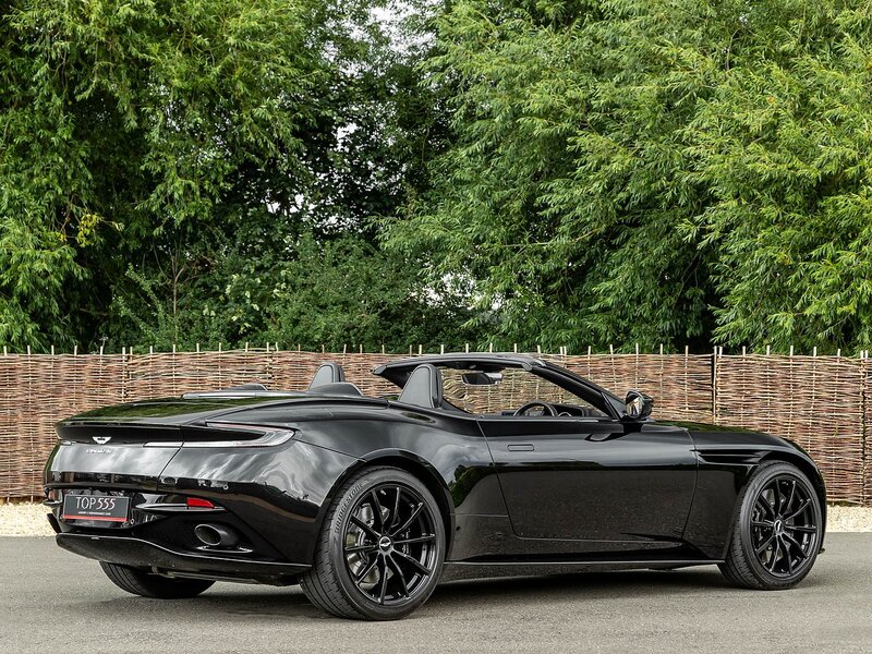 Aston Martin DB11 V8 Volante - Large 41