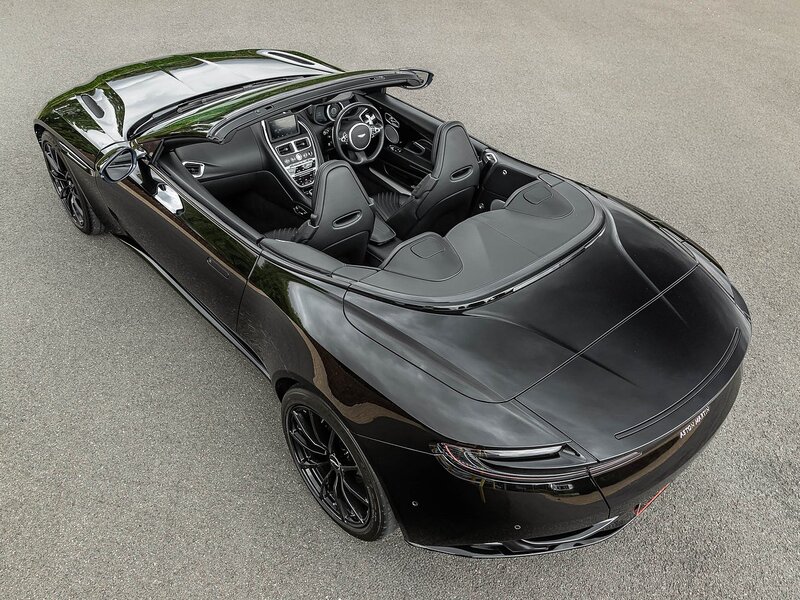 Aston Martin DB11 V8 Volante - Large 45