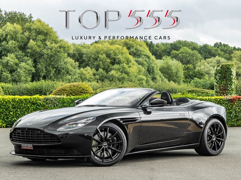 Aston Martin DB11 V8 Volante - Large 46
