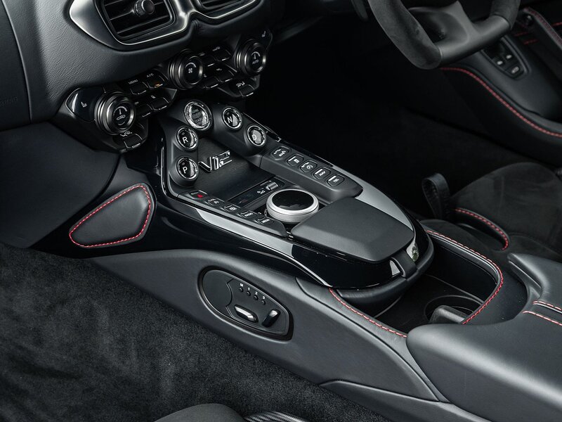 Aston Martin Vantage V12 - Car No.28 Of Only 333 Cars Worldwide - Large 34