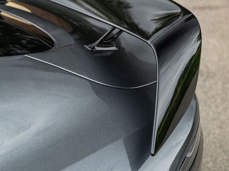 Aston Martin Vantage V12 - Car No.28 Of Only 333 Cars Worldwide - Large 45