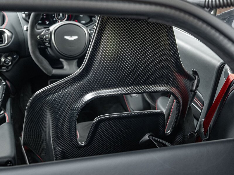 Aston Martin Vantage V12 - Car No.28 Of Only 333 Cars Worldwide - Large 50