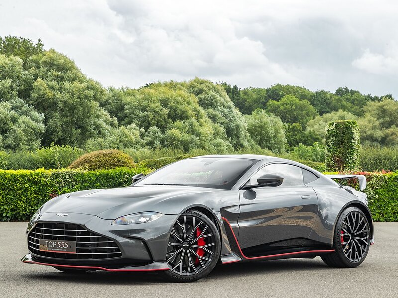 Aston Martin Vantage V12