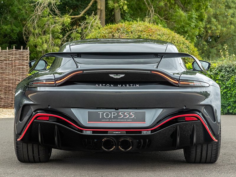 Aston Martin Vantage V12 - Car No.28 Of Only 333 Cars Worldwide - Large 6