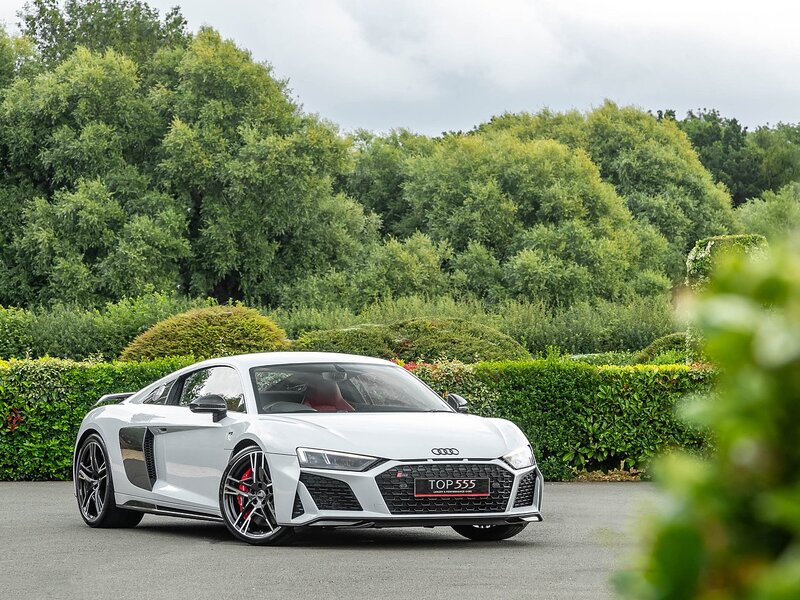 Audi R8 V10  Performance Carbon Black Edition
R8 V10  Performance Carbon Black Edition - Large 10