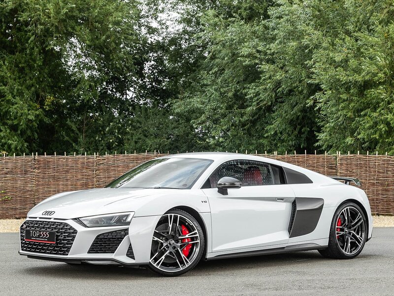 Audi R8 V10  Performance Carbon Black Edition
R8 V10  Performance Carbon Black Edition - Large 8