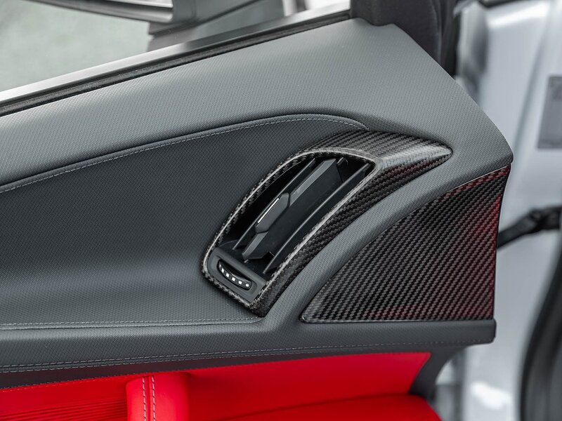 Audi R8 V10  Performance Carbon Black Edition
R8 V10  Performance Carbon Black Edition - Large 23