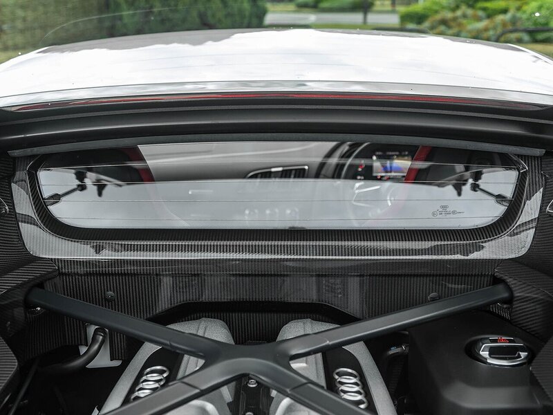 Audi R8 V10  Performance Carbon Black Edition
R8 V10  Performance Carbon Black Edition - Large 41