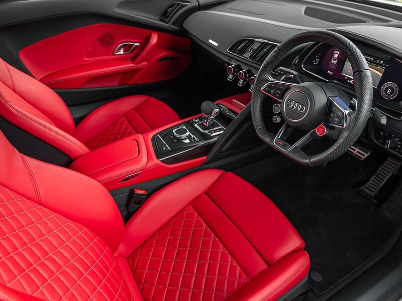Audi R8 V10  Performance Carbon Black Edition
R8 V10  Performance Carbon Black Edition - Large 1