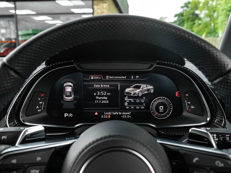 Audi R8 V10  Performance Carbon Black Edition
R8 V10  Performance Carbon Black Edition - Large 28