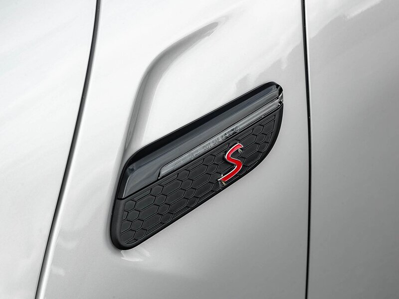 Mini Cooper S Sport Hatchback 2.0 - Large 13