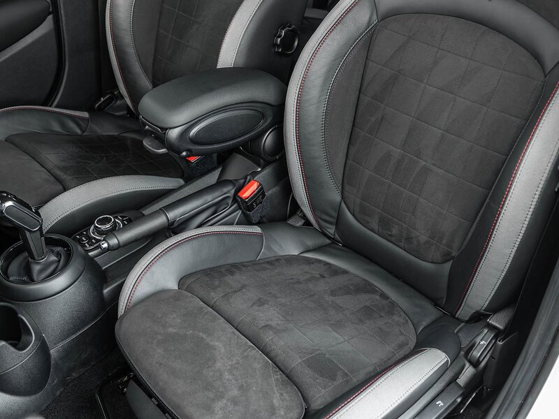 Mini Cooper S Sport Hatchback 2.0 - Large 23