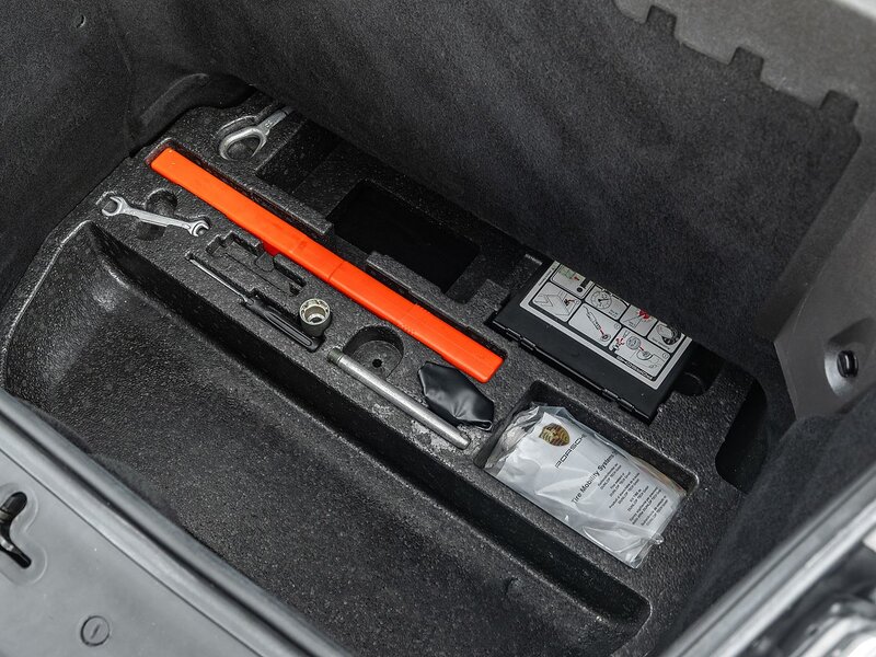 Porsche 911 GT2 - Large 35