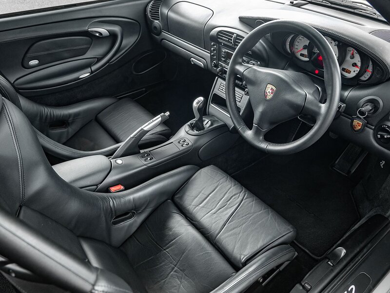 Porsche 911 GT2 - Large 1