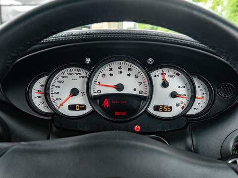 Porsche 911 Gt2 - U5685