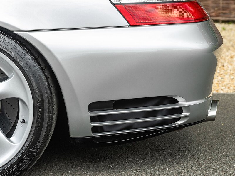 Porsche 911 GT2 - Large 45
