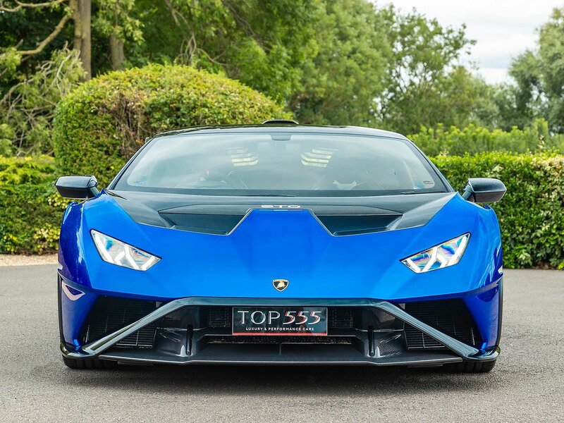 Lamborghini Huracan STO - Large 4