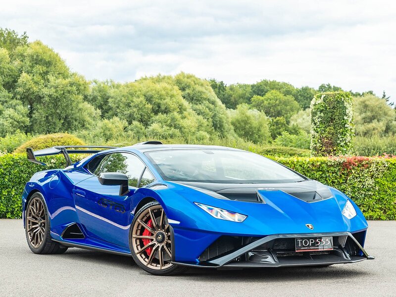 Lamborghini Huracan STO - Large 5