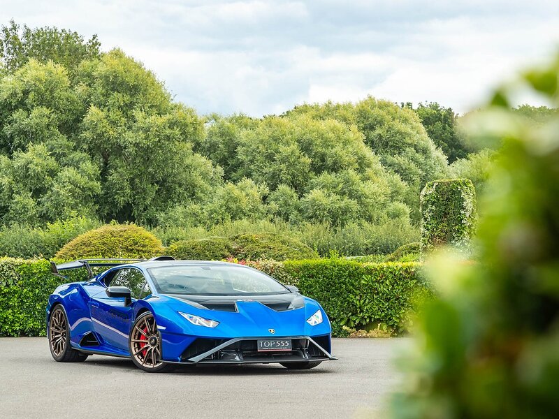 Lamborghini Huracan STO - Large 6