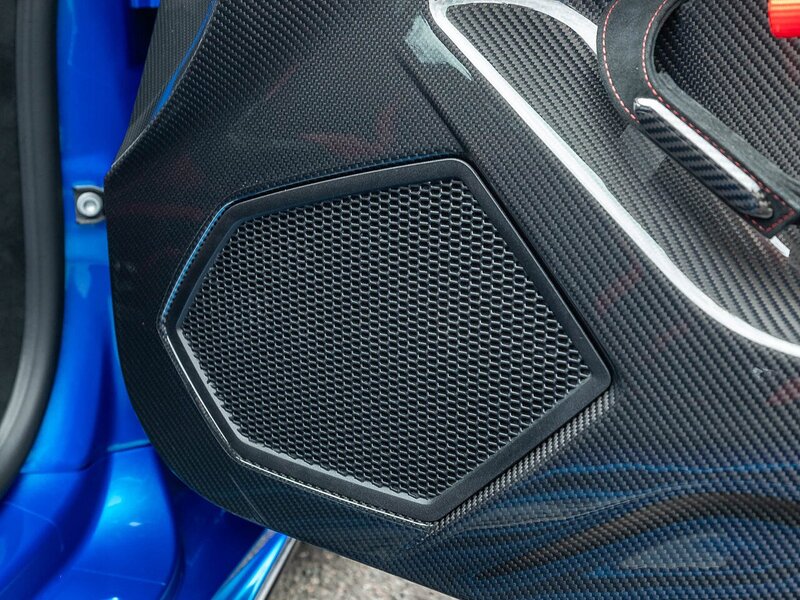 Lamborghini Huracan STO - Large 23