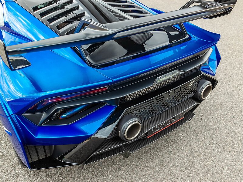 Lamborghini Huracan STO - Large 45
