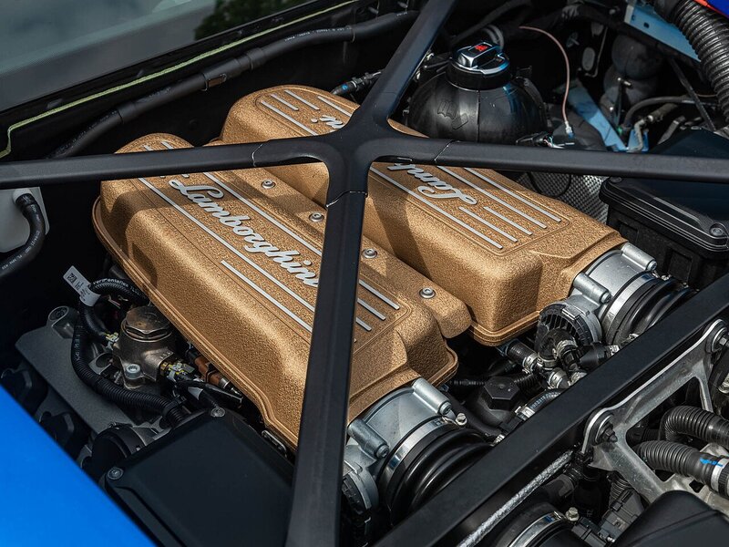 Lamborghini Huracan STO - Large 62