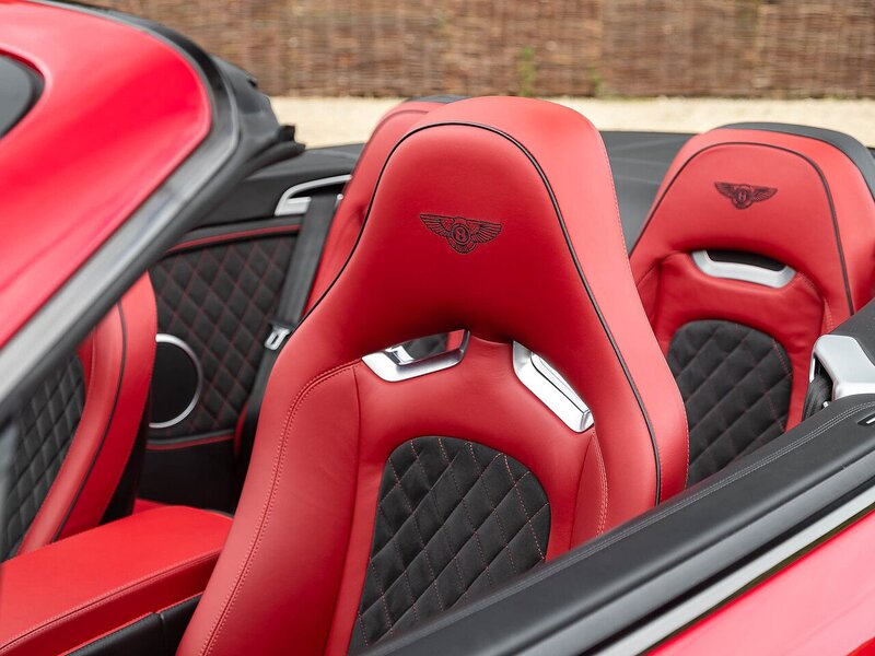 Bentley Continental GTC Supersports - Large 26