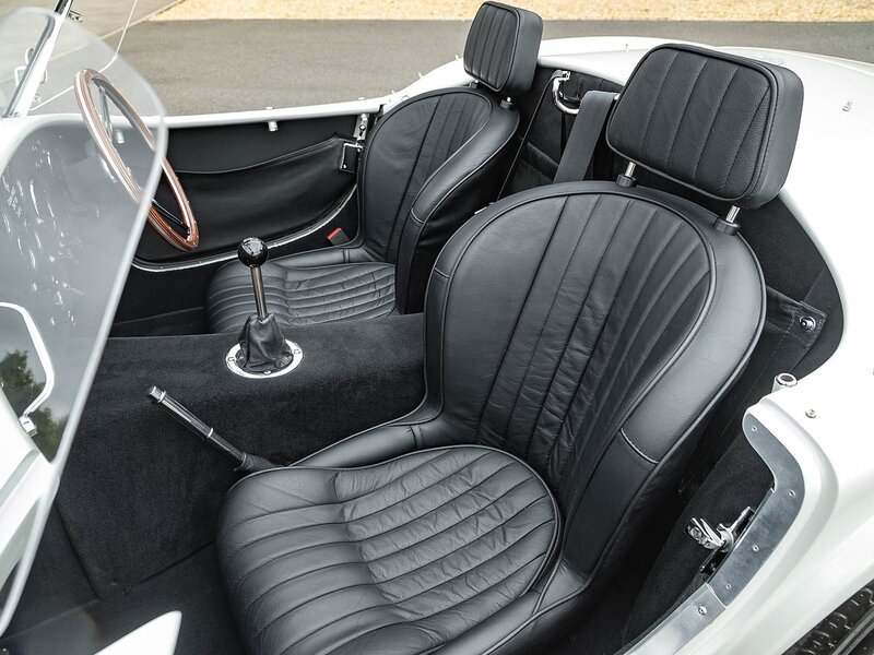 AC Cobra MK II 347 V8 (1 of just 4 examples built by AC Cars) - Large 21