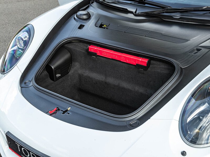 Porsche 911 Carrera GTS 3.0 PDK (991.2) - Large 28
